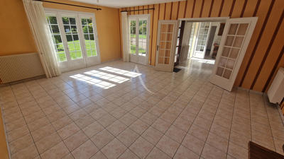 Maison - 96 m² - 5 pièces