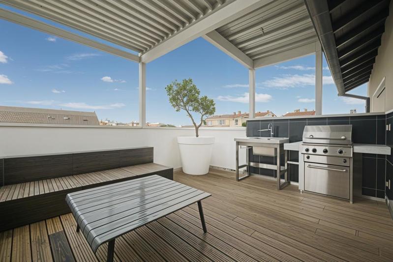 Appartement - 93 m² - 4 pièces