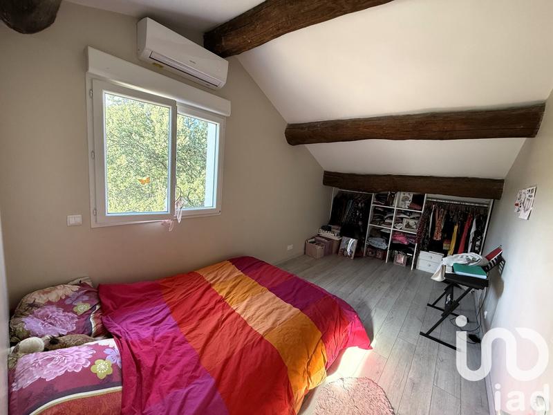 Maison - 237 m² - 8 pièces