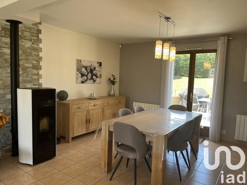 Maison - 140 m² - 8 pièces
