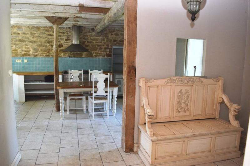 Maison - 202 m² - 9 pièces