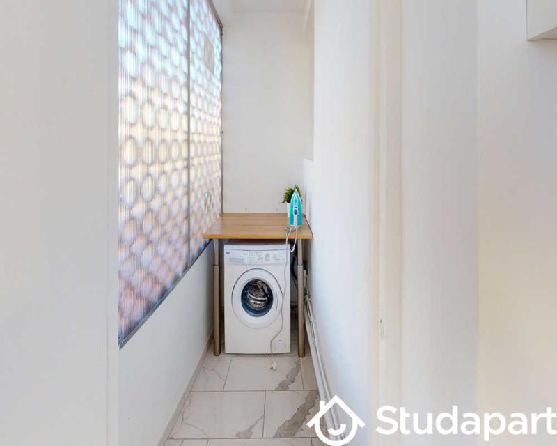 Chambre - 60 m² - 1 pièce