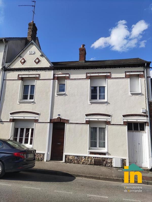 Maison de ville - 84 m² - 5 pièces