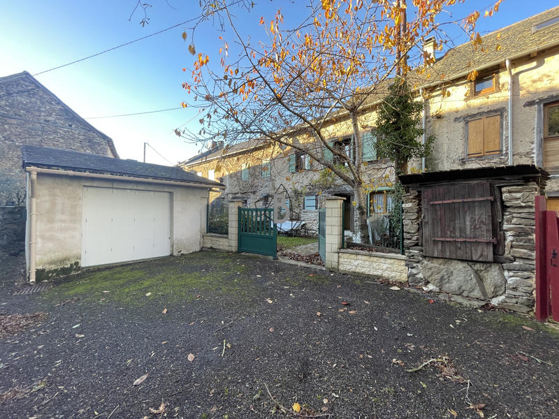 Maison de village - 85 m² - 5 pièces