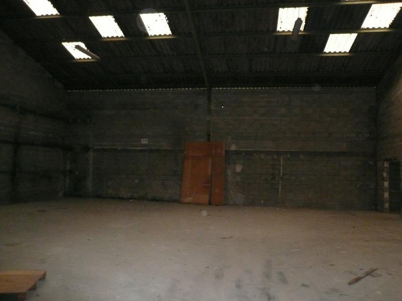 Local commercial - 740 m² - 8 pièces