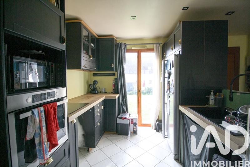 Maison - 99 m² - 5 pièces