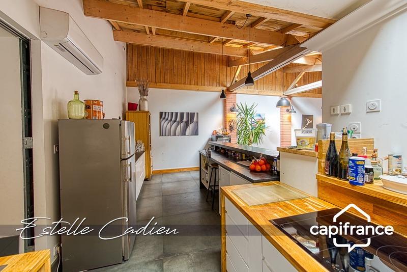 Propriété - 417 m² - 20 pièces