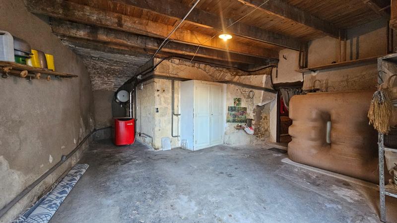 Maison - 280 m² - 7 pièces