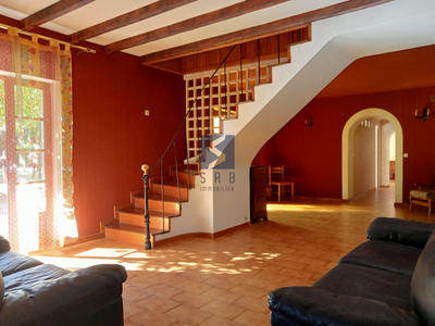 Propriété - 170 m² - 7 pièces