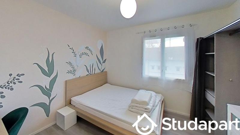 Chambre - 118 m² - 1 pièce