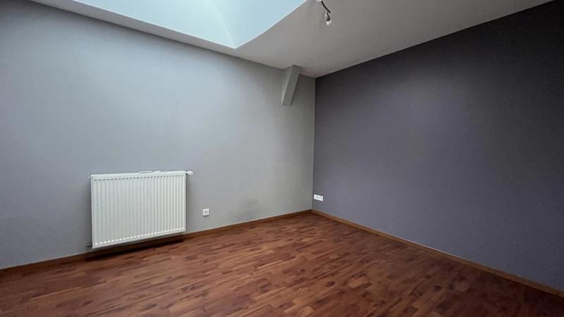 Duplex - 215 m² - 8 pièces