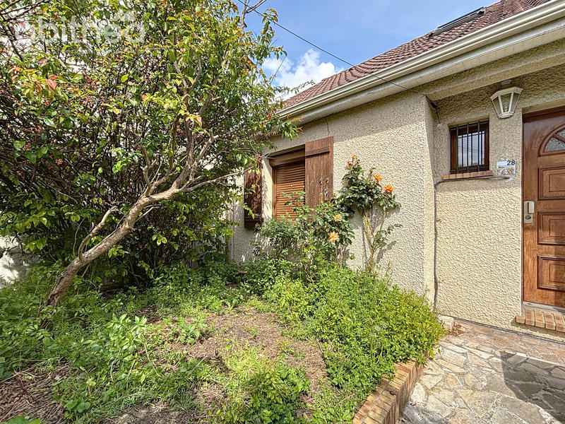 Maison - 86 m² - 5 pièces