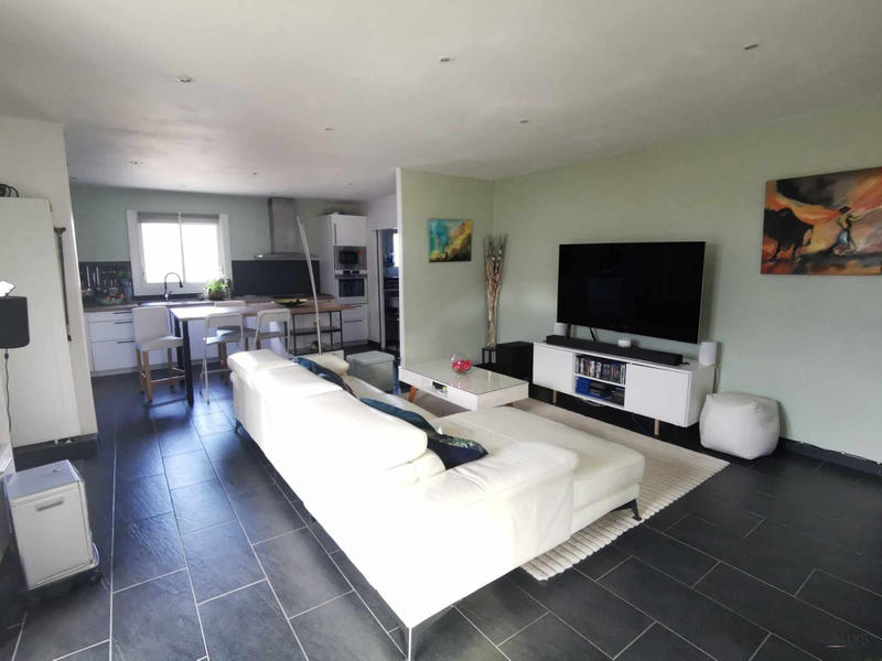 Maison - 110 m² - 5 pièces