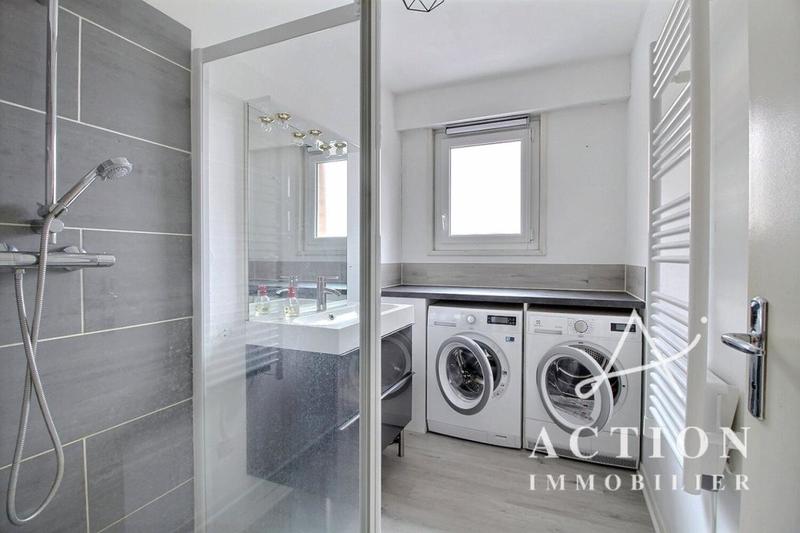 Appartement - 80 m² - 3 pièces