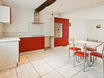 Maison - 97 m² - 5 pièces