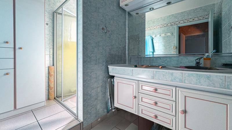 Maison traditionnelle - 160 m² - 6 pièces