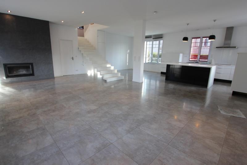 Maison - 150 m² - 4 pièces