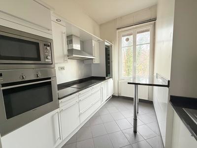 Appartement - 150 m² - 6 pièces