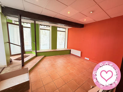 Local commercial - 133 m² - 7 pièces