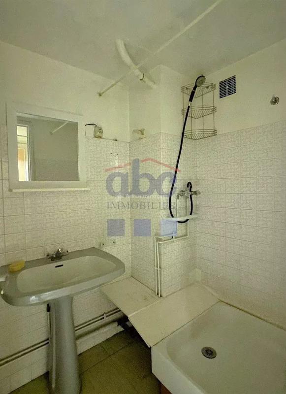 Maison - 180 m² - 10 pièces