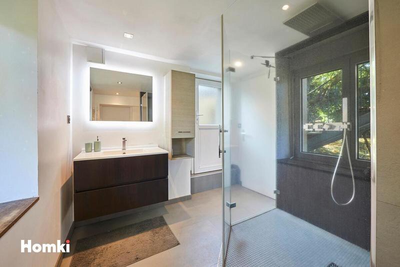 Maison de ville - 170 m² - 7 pièces