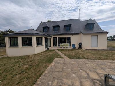 Maison - 219 m² - 8 pièces