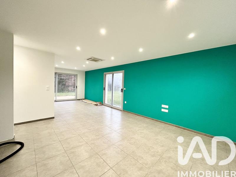 Maison - 99 m² - 4 pièces