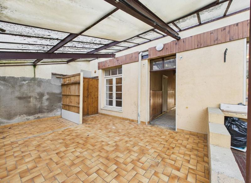 Maison - 186 m² - 7 pièces