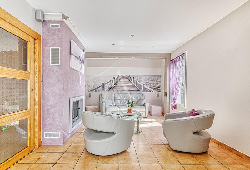 Maison - 155 m² - 7 pièces