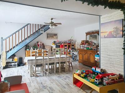 Maison - 150 m² - 6 pièces