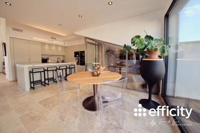 Appartement - 155 m² - 5 pièces