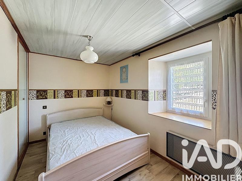 Maison - 199 m² - 9 pièces