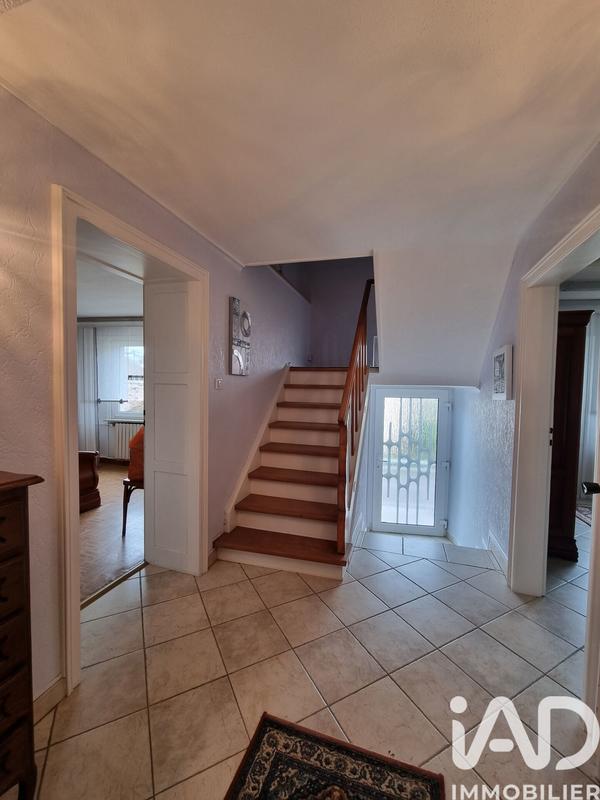 Maison - 168 m² - 8 pièces
