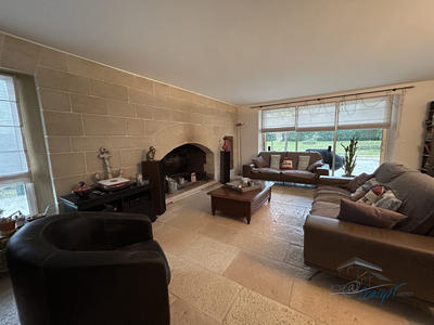 Villa - 264 m² - 8 pièces