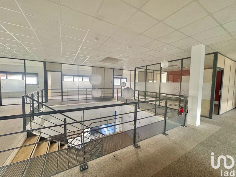 Local commercial - 941 m²