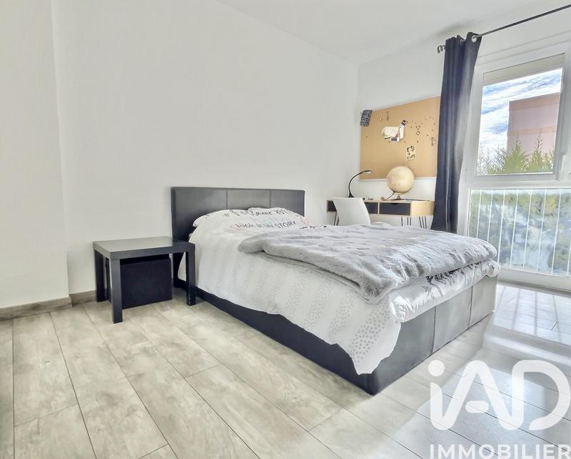 Appartement - 98 m² - 4 pièces