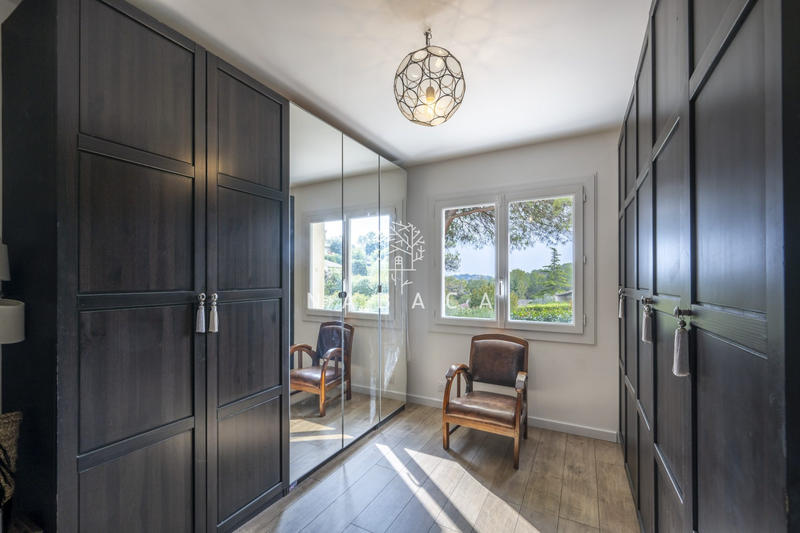 Maison - 176 m² - 6 pièces