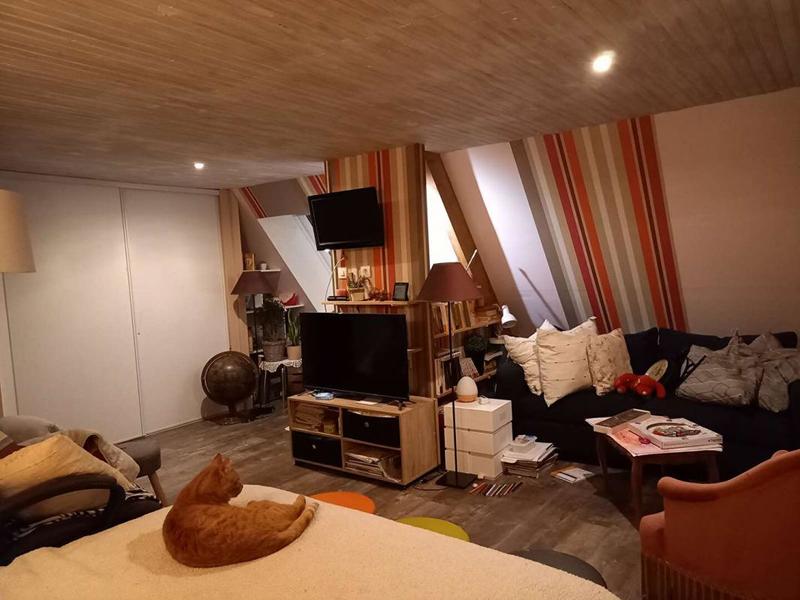 Maison - 240 m² - 7 pièces