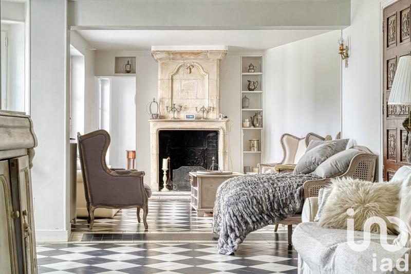 Maison - 350 m² - 13 pièces