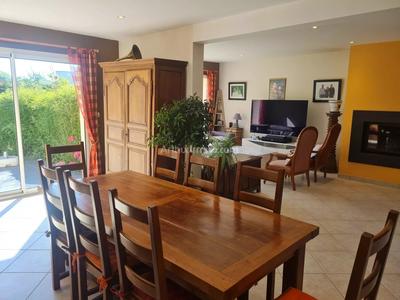 Maison - 158 m² - 7 pièces