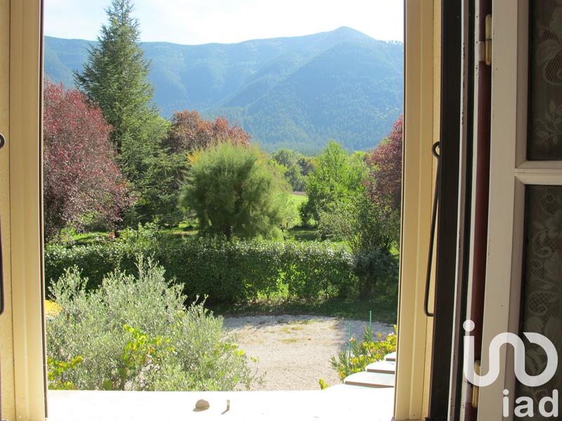 Maison - 196 m² - 8 pièces