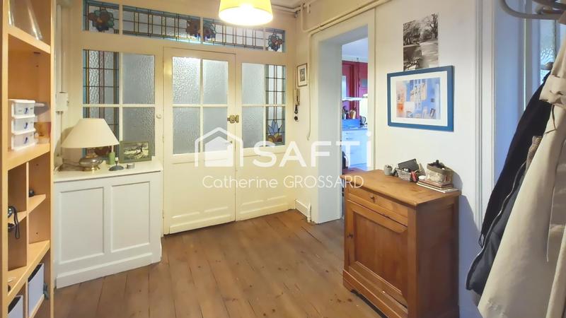 Appartement - 104 m² - 4 pièces