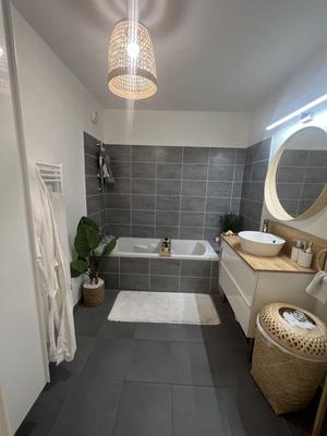 Appartement - 70 m² - 3 pièces