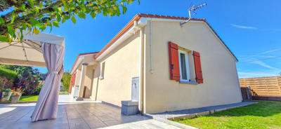 Maison - 95 m² - 5 pièces