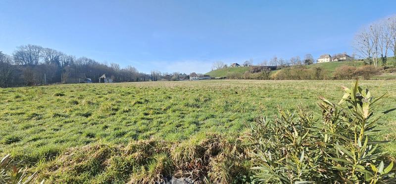 Maison - 395 m² - 7 pièces