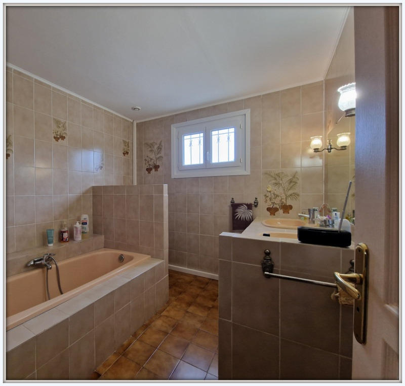 Maison - 110 m² - 6 pièces