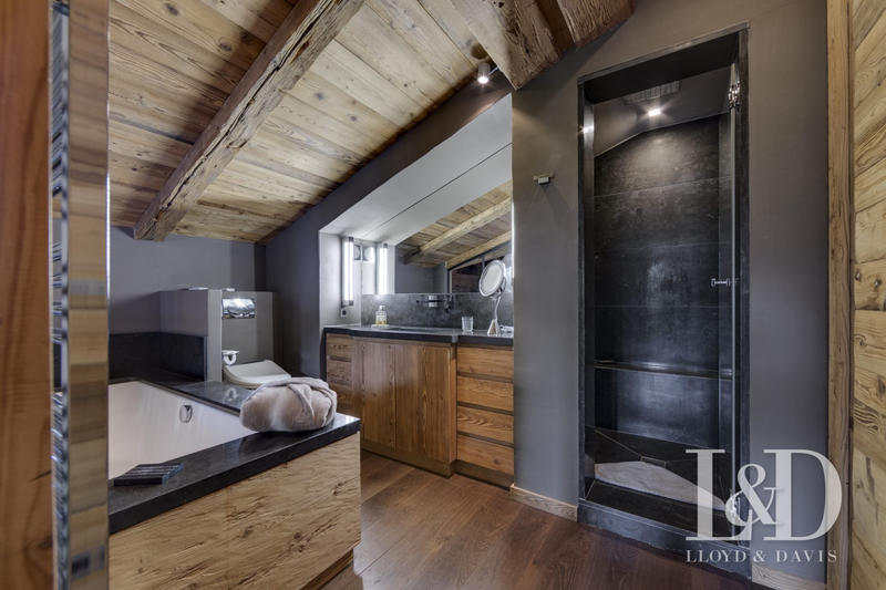 Appartement - 127 m² - 4 pièces