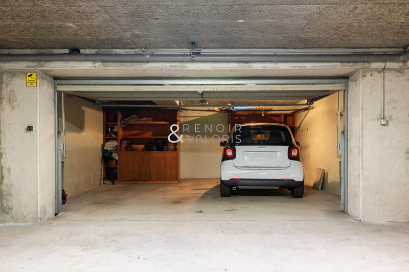 Appartement - 240 m² - 7 pièces