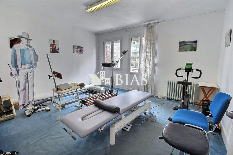 Maison - 145 m² - 9 pièces