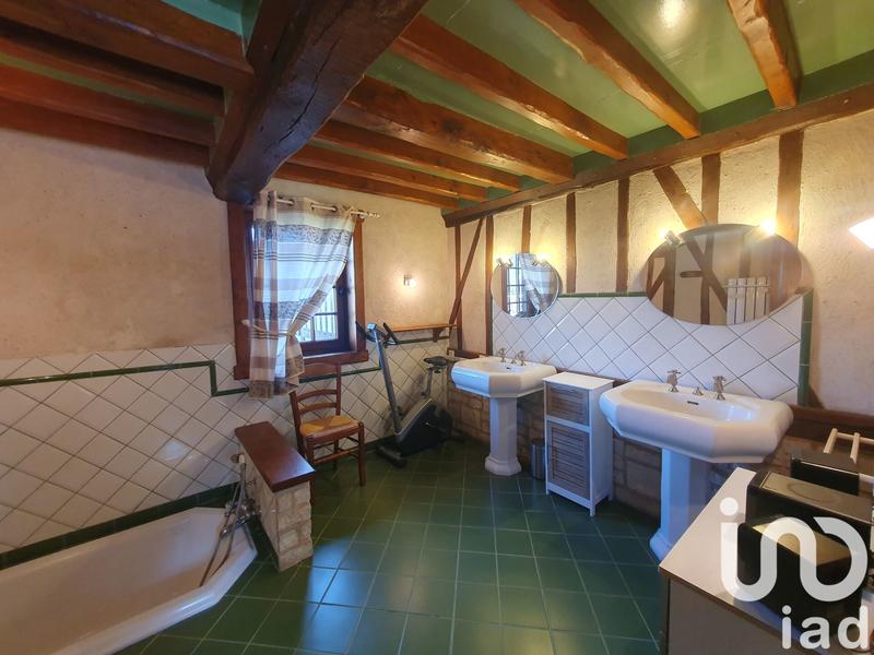 Maison - 355 m² - 9 pièces